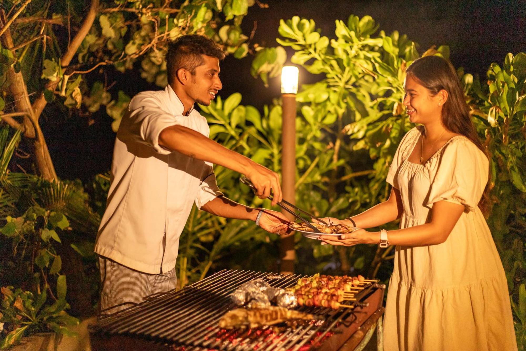 Tropical Tree Otel Fehendhoo Dış mekan fotoğraf